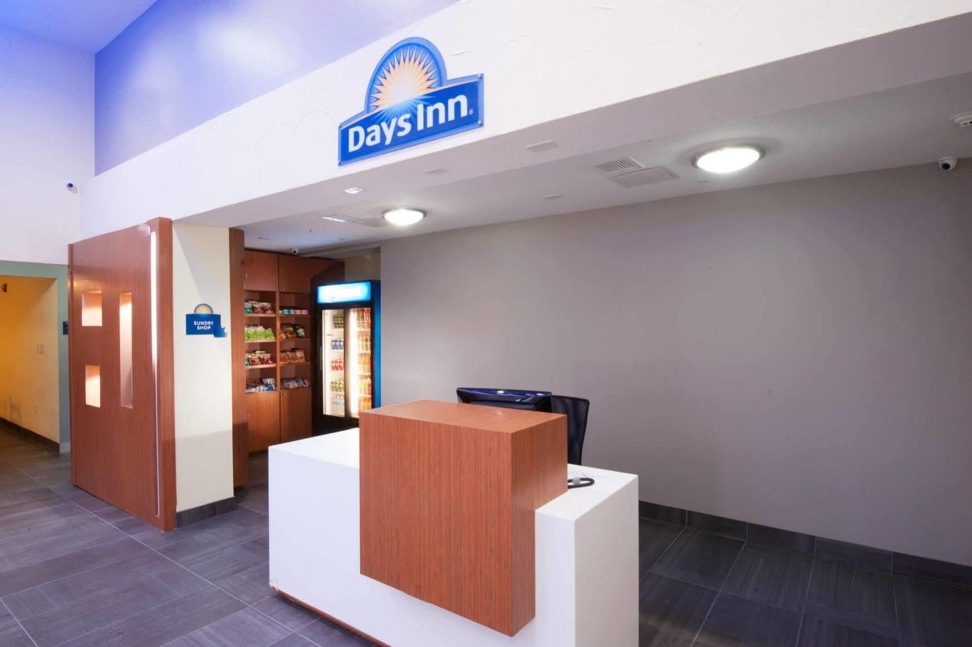 Arya Inn & Suites Farmers Branch Exterior foto